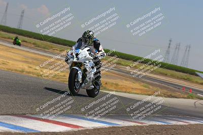 media/Aug-11-2023-CRA (Fri) [[7d2b09f7fc]]/D Group/Session 3 (Wheelie Bump)/